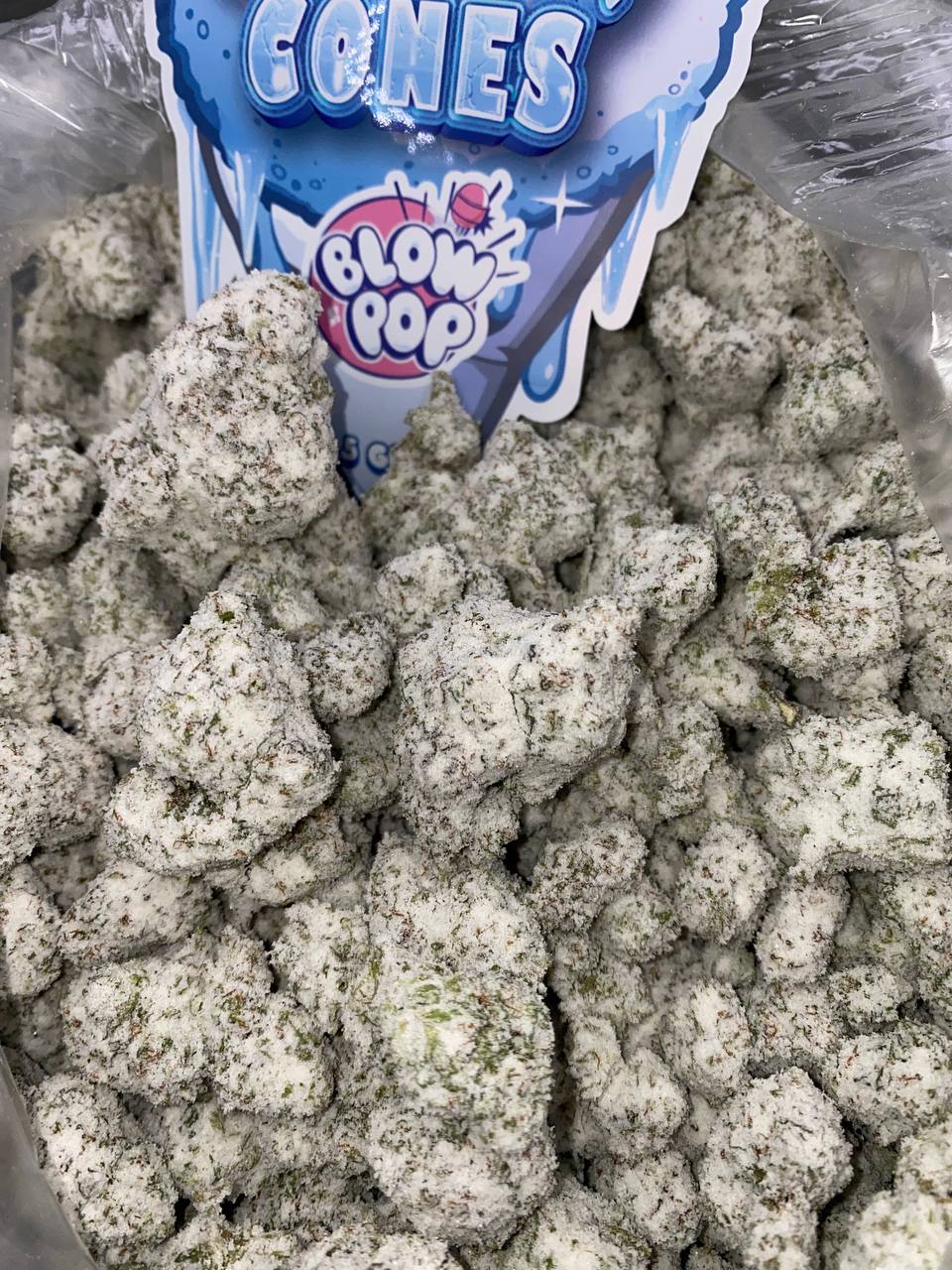 BLOW-POP-SNOWCONES.jpg BLOW POP SNOWCONES - Image 1